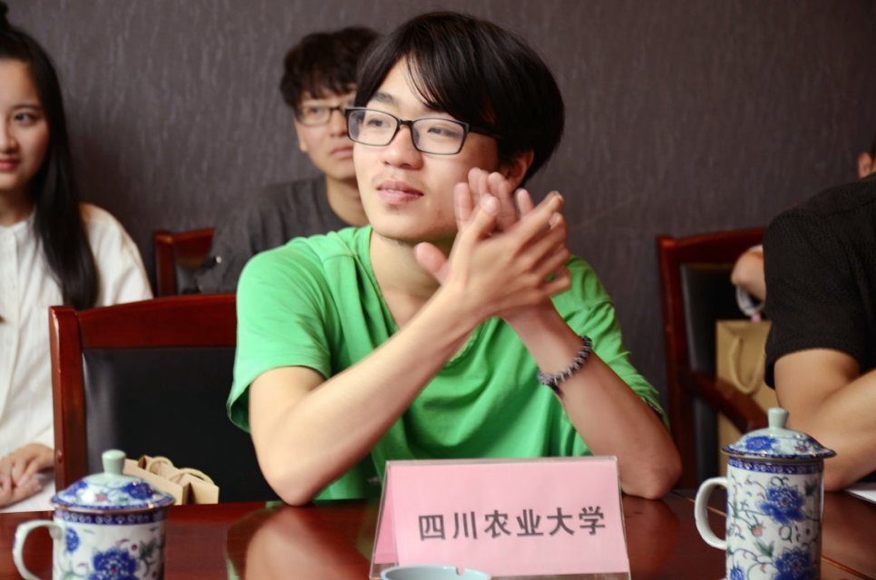 太阳集团tyc86斐然文学社代表发言